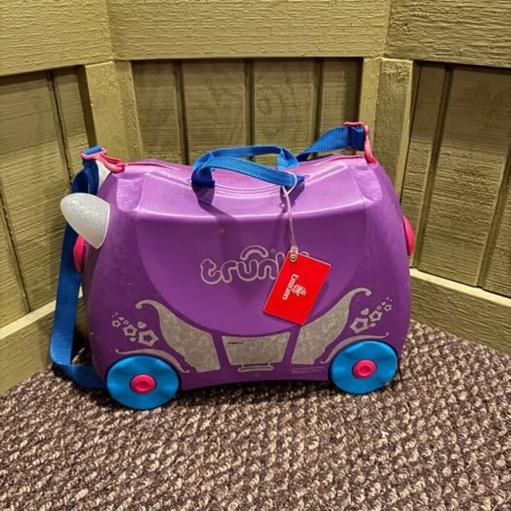 Trunki Purple Carriage Ride-On Suitcase